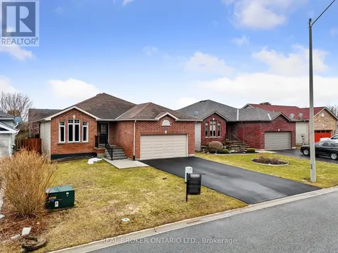31 Fox Den Drive Brighton ON K0K 1H0