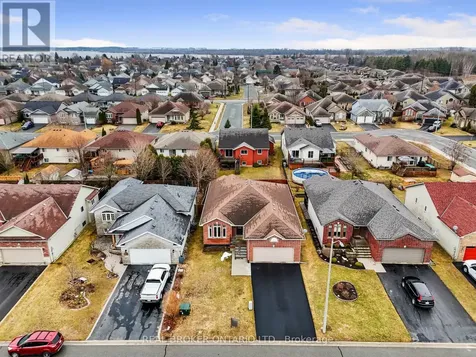 31 Fox Den Drive Brighton ON K0K 1H0