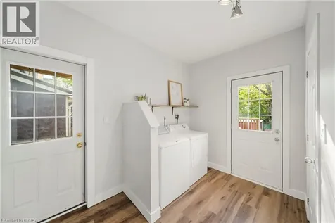 20 Wells Avenue Brantford ON N3R 4J2