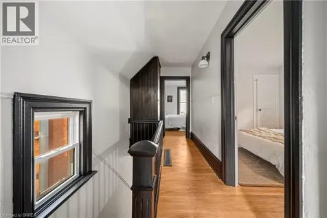 20 Wells Avenue Brantford ON N3R 4J2