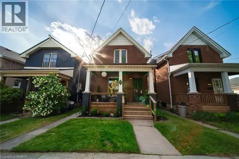 20 Wells Avenue Brantford ON N3R 4J2