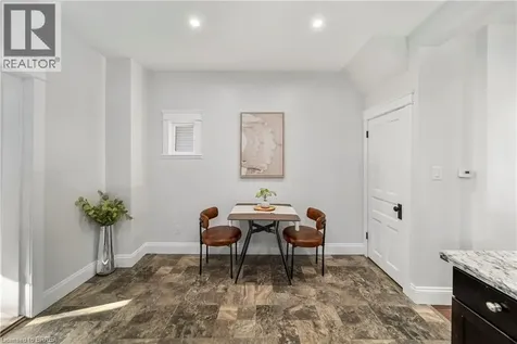 20 Wells Avenue Brantford ON N3R 4J2