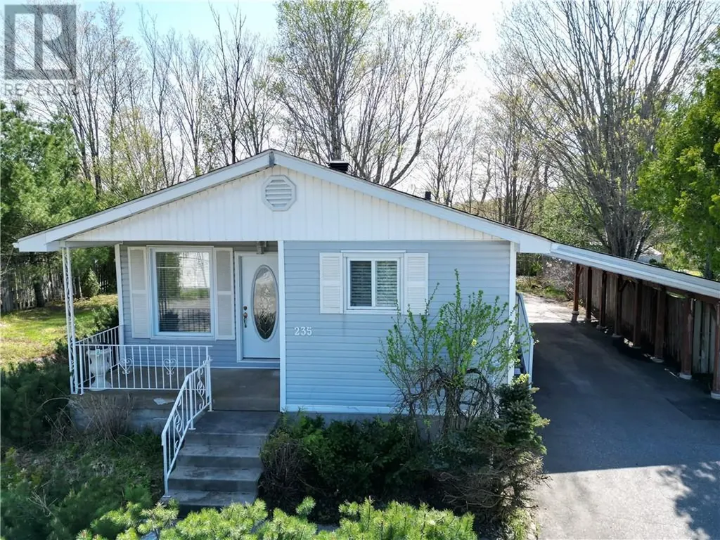 235 Mississauga Avenue Elliot Lake ON P5A 1E3