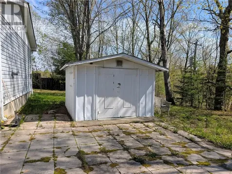 235 Mississauga Avenue Elliot Lake ON P5A 1E3