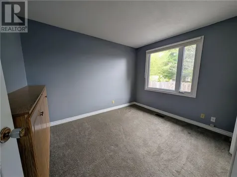 235 Mississauga Avenue Elliot Lake ON P5A 1E3