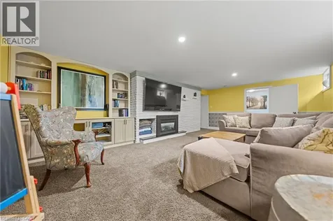 306 Normandy Avenue Waterloo ON N2K 1X7
