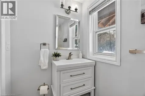 9488 Wellington Road 124 Erin ON N0B 1T0