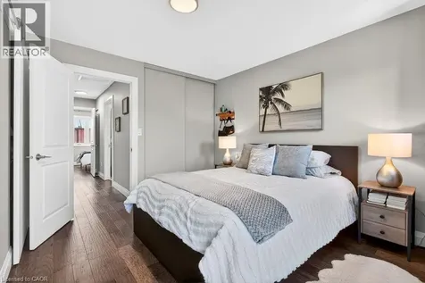 895 Maple Avenue Burlington ON L7S 2H7