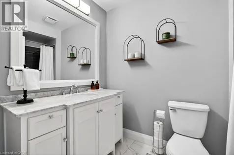 895 Maple Avenue Burlington ON L7S 2H7