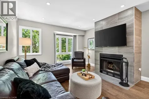 895 Maple Avenue Burlington ON L7S 2H7