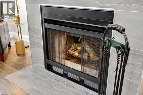 895 Maple Avenue Burlington ON L7S 2H7