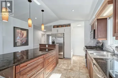 39 Ponsford Place St. Thomas ON N5P 4J8