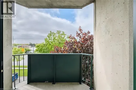 421 Fairview Drive Brantford ON N3R 7M3