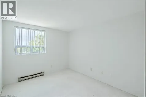 421 Fairview Drive Brantford ON N3R 7M3