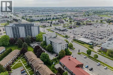 421 Fairview Drive Brantford ON N3R 7M3
