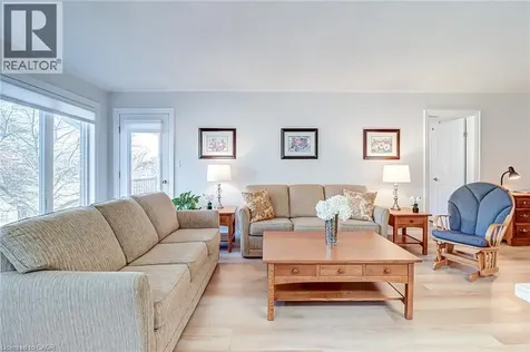 3050 Pinemeadow Drive Burlington ON L7M 3X5