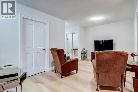3050 Pinemeadow Drive Burlington ON L7M 3X5