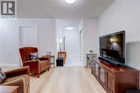 3050 Pinemeadow Drive Burlington ON L7M 3X5
