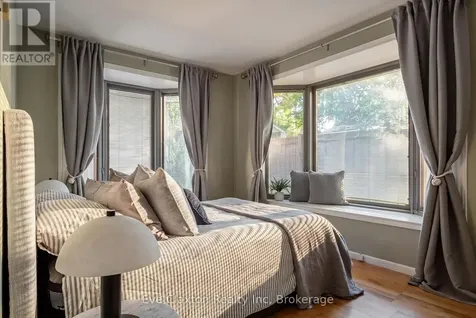 90 Dean Avenue Guelph (dovercliffe Park/old University) ON N1G 1L6