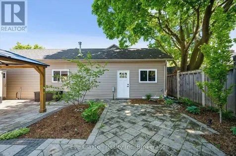 90 Dean Avenue Guelph (dovercliffe Park/old University) ON N1G 1L6