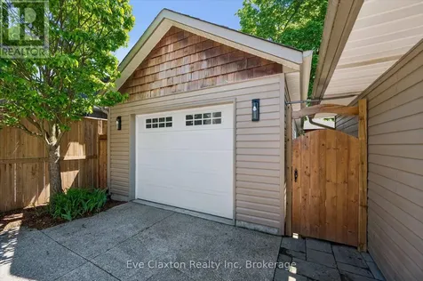 90 Dean Avenue Guelph (dovercliffe Park/old University) ON N1G 1L6