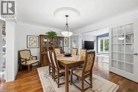 285 Glen Afton Drive Burlington ON L7L 1G8