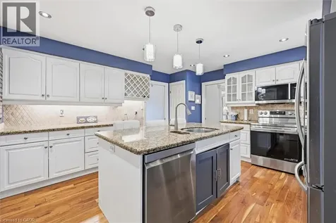 285 Glen Afton Drive Burlington ON L7L 1G8