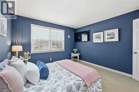 285 Glen Afton Drive Burlington ON L7L 1G8