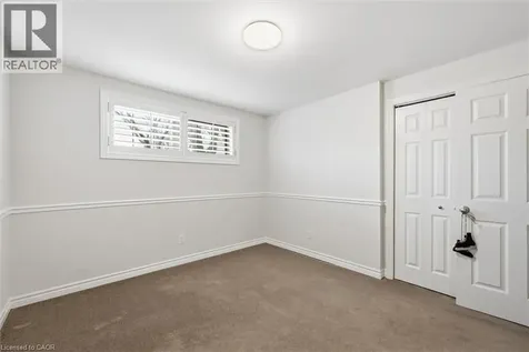 285 Glen Afton Drive Burlington ON L7L 1G8