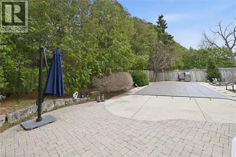 285 Glen Afton Drive Burlington ON L7L 1G8