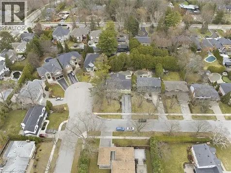 285 Glen Afton Drive Burlington ON L7L 1G8