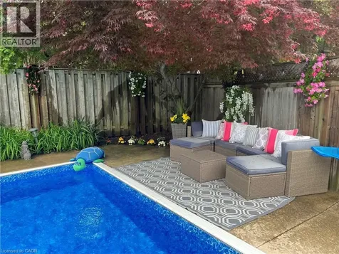 285 Glen Afton Drive Burlington ON L7L 1G8