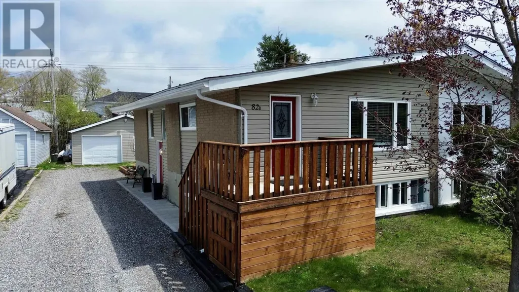82B Axmith Avenue Elliot Lake ON P5A 1B8