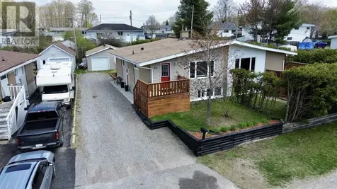 82B Axmith Avenue Elliot Lake ON P5A 1B8