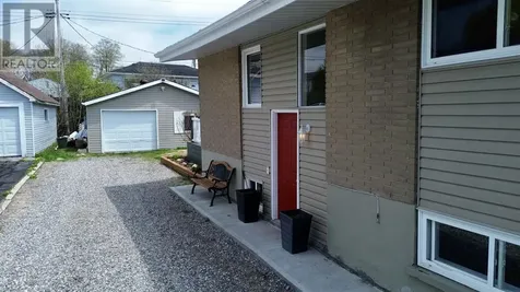 82B Axmith Avenue Elliot Lake ON P5A 1B8