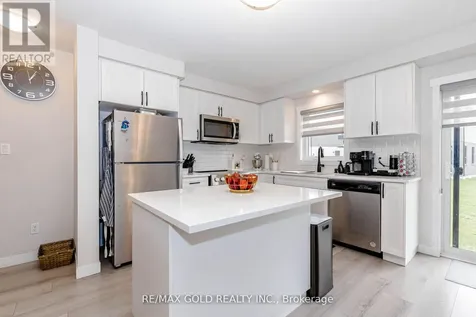 18 Wilkinson Avenue Cambridge ON N1S 0C5