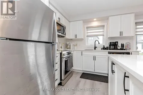18 Wilkinson Avenue Cambridge ON N1S 0C5