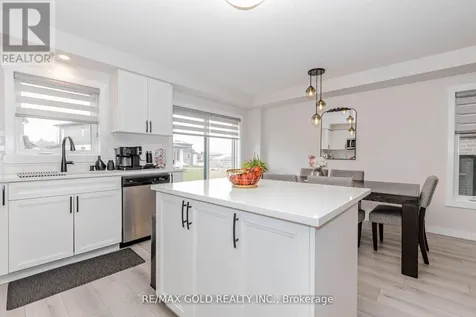 18 Wilkinson Avenue Cambridge ON N1S 0C5