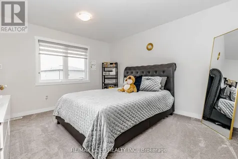 18 Wilkinson Avenue Cambridge ON N1S 0C5