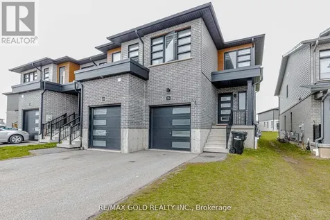 18 Wilkinson Avenue Cambridge ON N1S 0C5