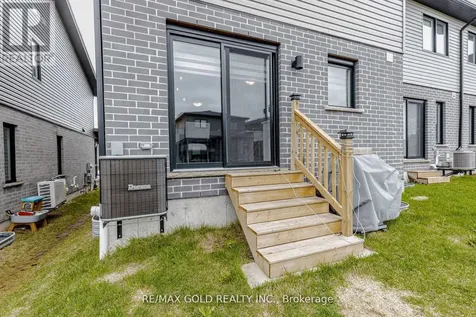 18 Wilkinson Avenue Cambridge ON N1S 0C5