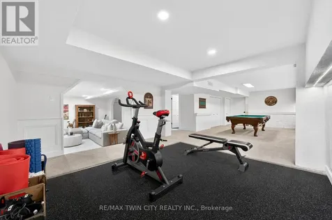 370 Green Acres Drive Waterloo ON N2K 1Z1
