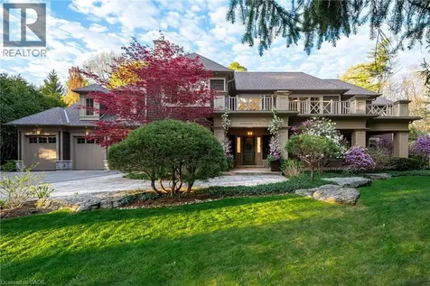 155 Gloucester Avenue Oakville ON L6J 3W3