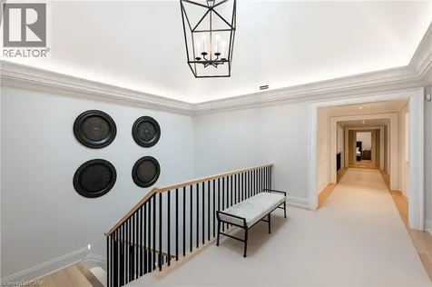 155 Gloucester Avenue Oakville ON L6J 3W3