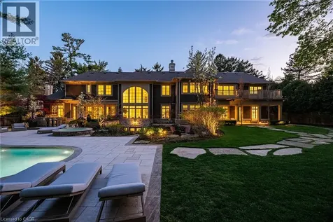 155 Gloucester Avenue Oakville ON L6J 3W3