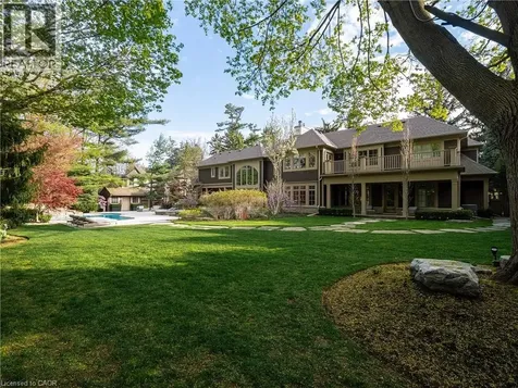 155 Gloucester Avenue Oakville ON L6J 3W3
