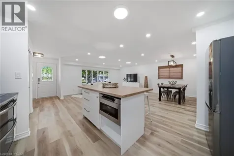 2306 Devon Road Oakville ON L6J 5R4