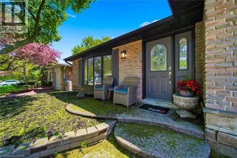 2306 Devon Road Oakville ON L6J 5R4