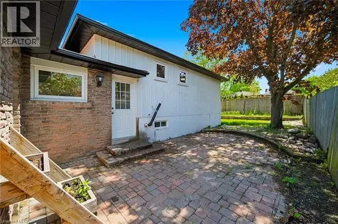 2306 Devon Road Oakville ON L6J 5R4