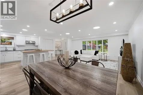 2306 Devon Road Oakville ON L6J 5R4